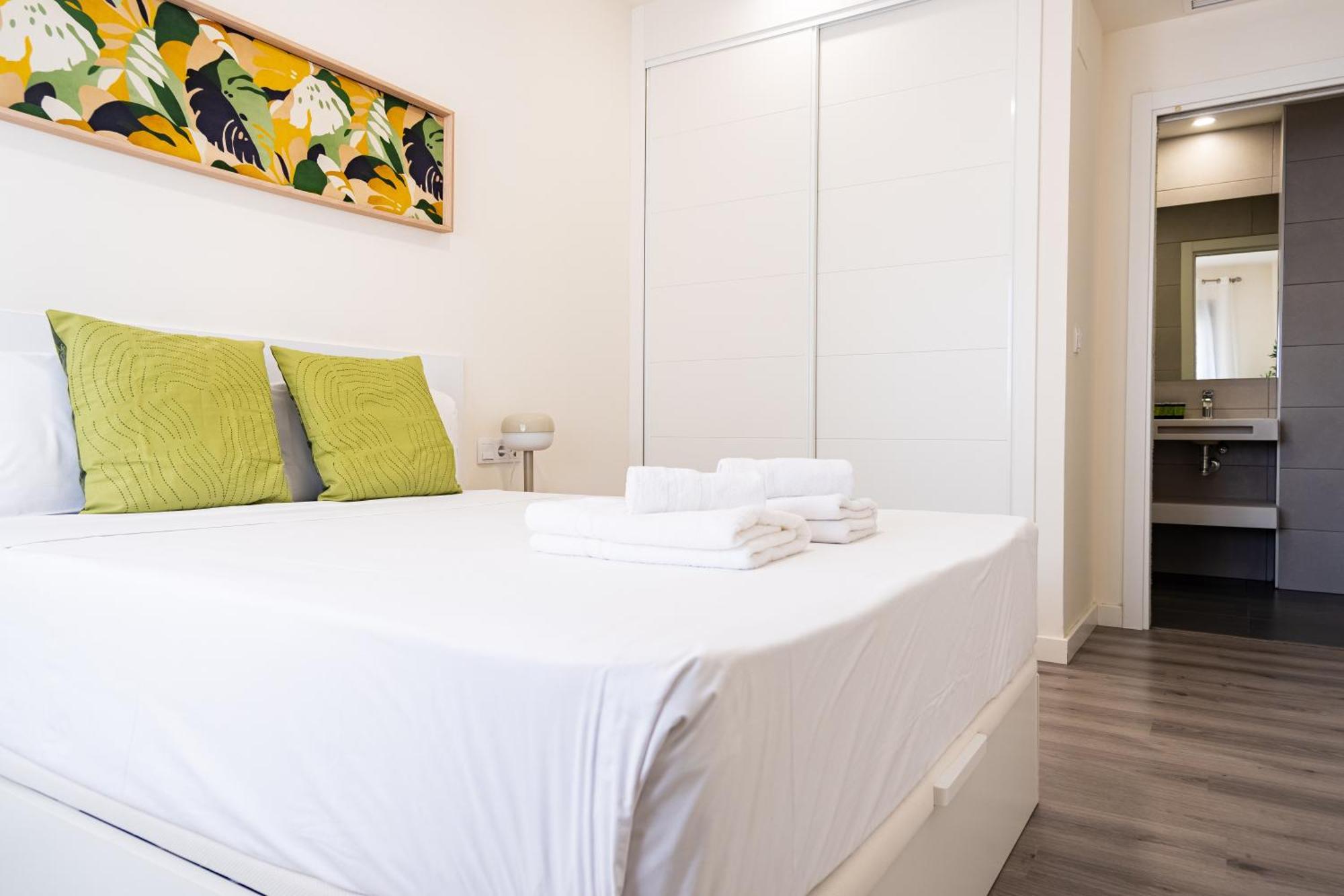 Lägenhet With Pool-2bedrooms 2bathrooms-malaga *